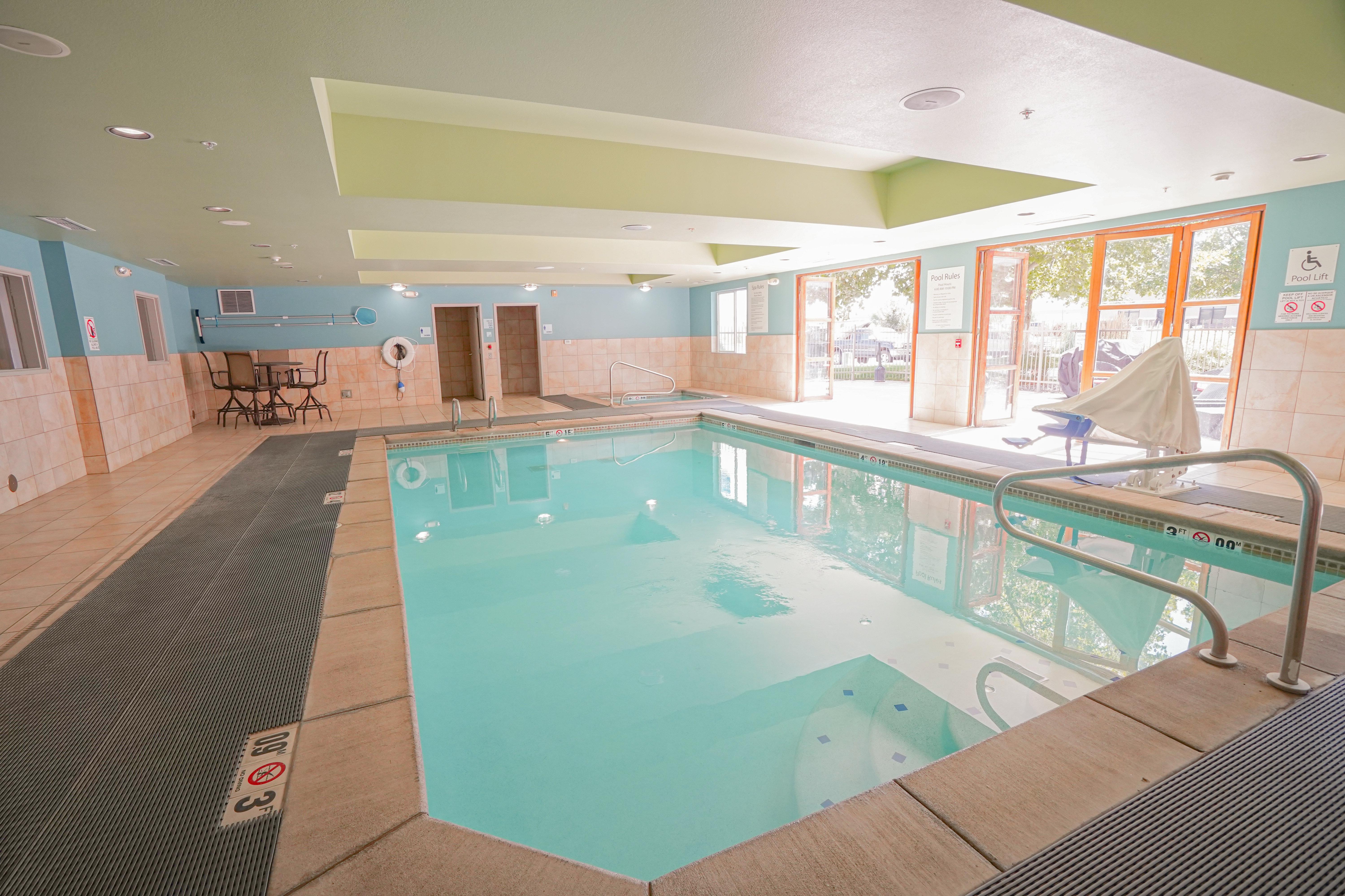 Holiday Inn Express Hotel & Suites Ontario By Ihg Buitenkant foto