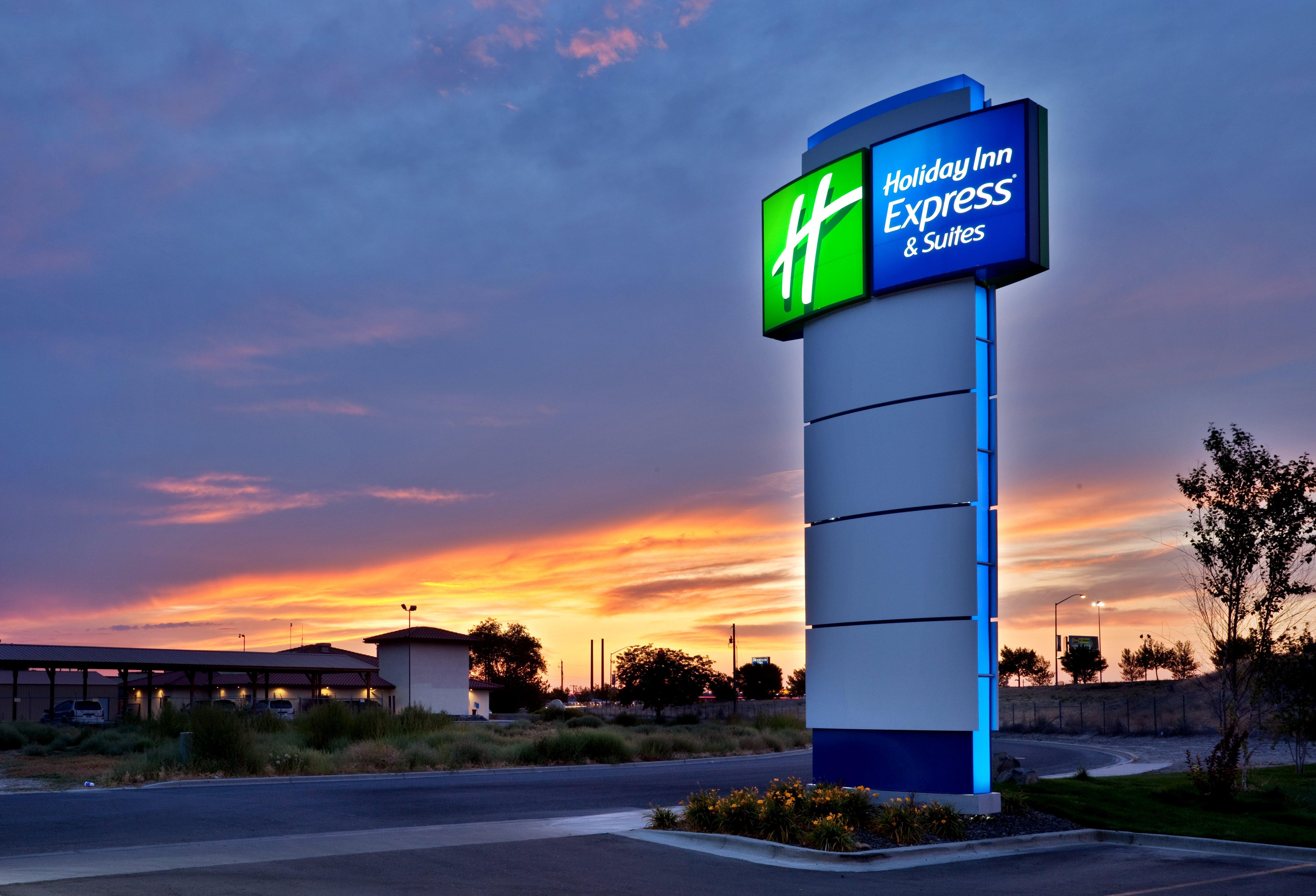 Holiday Inn Express Hotel & Suites Ontario By Ihg Buitenkant foto